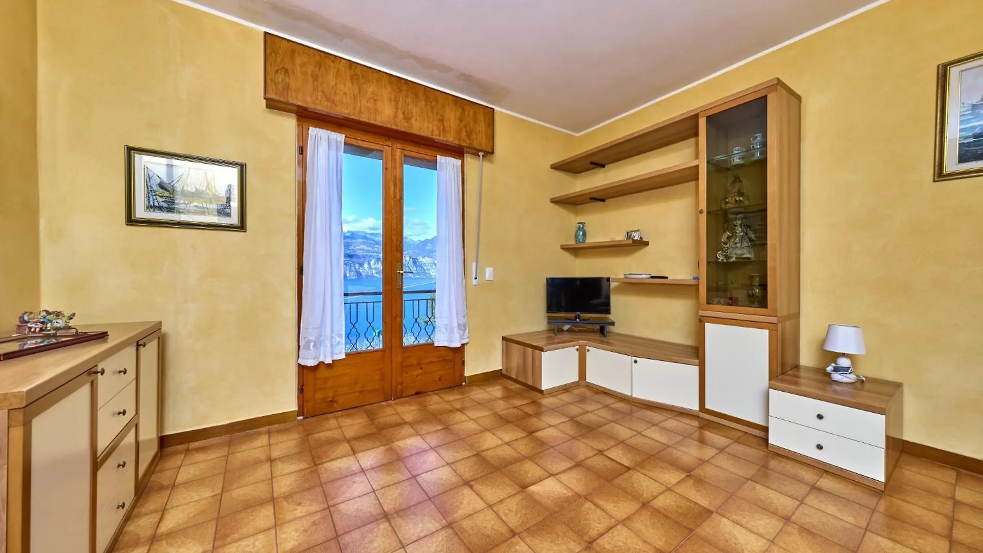 Esperia Apartment Brenzone sul Garda